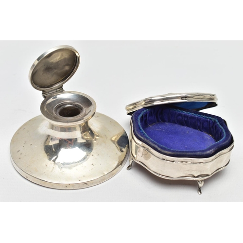 112 - AN EDWARDIAN SILVER INKWELL AND SILVER BOX, the inkwell of tapered design with circular weighted bas... 