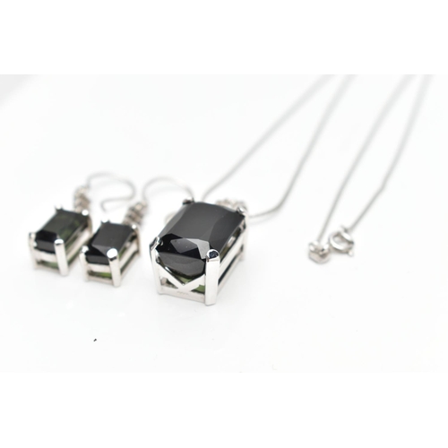 139 - AN 18CT WHITE GOLD TOURMALINE PENDANT, A PAIR OF 9CT WHITE GOLD TOURMALINE AND DIAMOND EARRINGS AND ... 