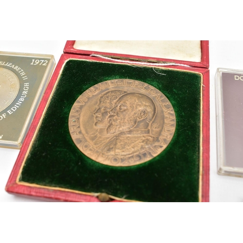 142 - A COLLECTION OF MEDALS AND COINS, to include a cased medal in commemoration of King Edward VII and Q... 