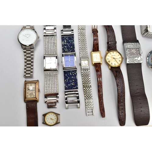 143 - AN ASSORTMENT OF WRISTWATCHES, to include a gents 'Dulux' wristwatch, the yellow tone circular dial ... 