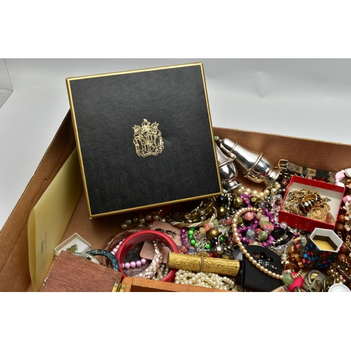 175 - A BOX OF ASSORTED COSTUME JEWELLERY, to include a silver mustard with cover, plain polished design w... 