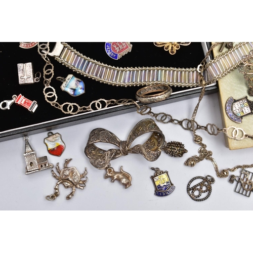 37 - A SELECTION OF SILVER AND WHITE METAL JEWELLERY, to include a ladies silver 'Accurist' wristwatch cr... 