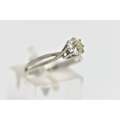 38 - AN 18CT WHITE GOLD DIAMOND SINGLE STONE RING, the brilliant cut diamond within a high claw setting, ... 