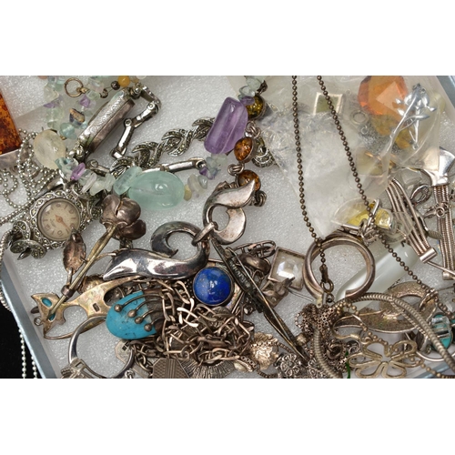 43 - AN SELECTION OF PREDOMINANTLY SILVER AND COSTUME JEWELLERY, to include two ladies mid 20th century s... 