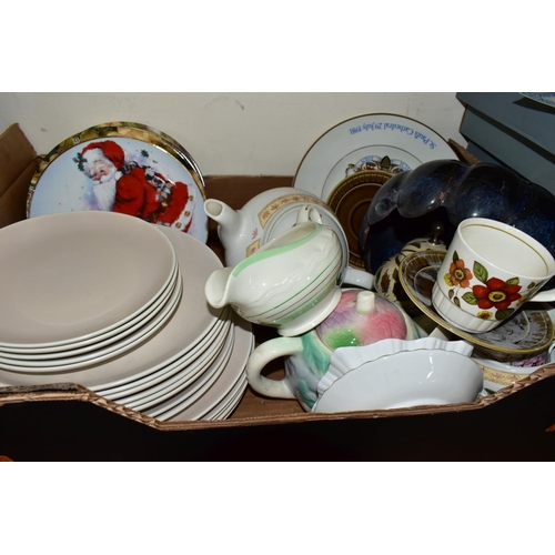 319 - SEVEN BOXES CERAMICS, GLASSWARE AND HOUSEHOLD ORNAMENTS, to include eighteen pieces of 'Mushroom' co... 