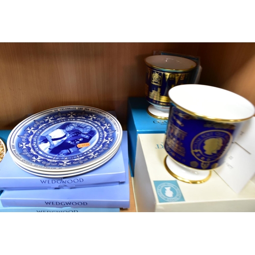 346 - NINE PIECES OF BOXED AND LOOSE ROYAL COMMEMORATIVE CERAMICS, comprising a Coalport limited edition S... 