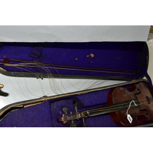 434 - A TWENTIETH CENTURY CASED VIOLIN, with one-piece back, wooden case and bow (1) (Condition report: fa... 