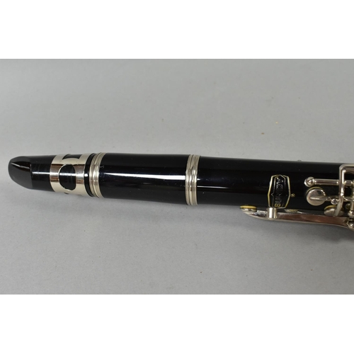 455 - A BUNDY CLARINET, marked 'Bundy, Resonite, The Selmer Company USA' (1) (Condition report: missing re... 