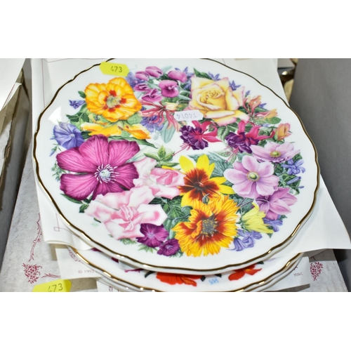 473 - EIGHTEEN BOXED COLLECTABLE PLATES, comprising Royal Albert series 'A Bouquet for the Queen Mother' p... 