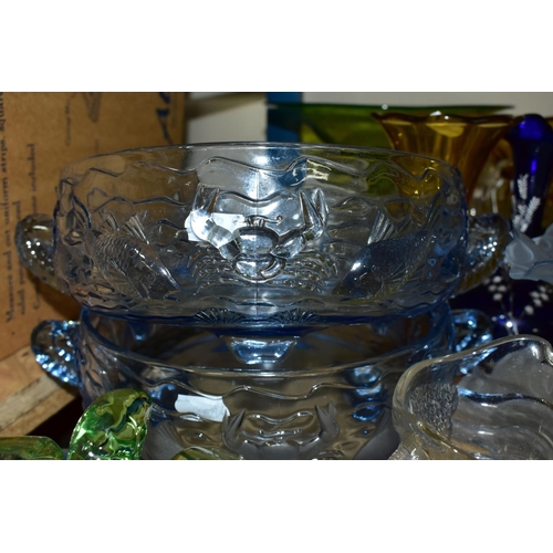 566 - A COLLECTION OF BAGLEY GLASS AND OTHER ART DECO GLASSWARES, to include four Bagley Glass 1930s Marin... 