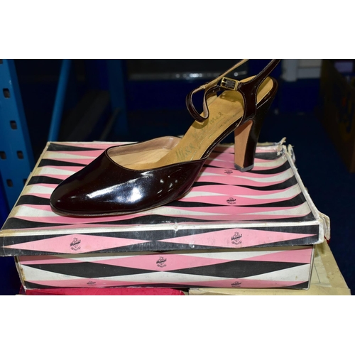 574 - EIGHT BOXES OF LADIES' SHOES, including vintage and more modern pairs, most are boxed, sizes vary, b... 