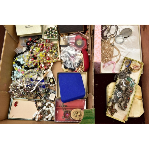 159 - A LARGE ASSORTMENT OF COSTUME JEWELLERY AND FURTHER ITEMS, to include a pair of white metal 'Mappin ... 