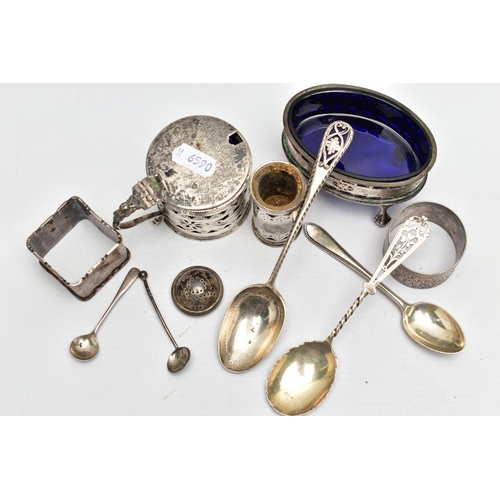 165 - A SELECTION OF SILVERWARE, to include a late Victorian silver pepperette, hallmarked 'Thomas Bradbur... 