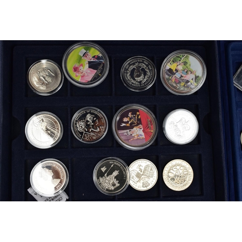 171 - A PLASTIC BOX CONTAINING COINS AND COMMEMORATIVES, to include a Royal Mint special 90th birthday sil... 