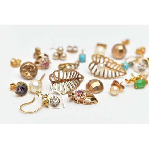 48 - AN ASSORTMENT OF 9CT GOLD AND YELLOW METAL JEWELLERY, to include a yellow gold pendant set with colo... 