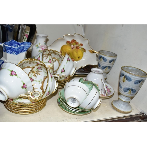 363 - A GROUP OF CERAMICS AND GLASSWARES, ETC, to include a boxed pair of Waterford Crystal Millenium Coll... 