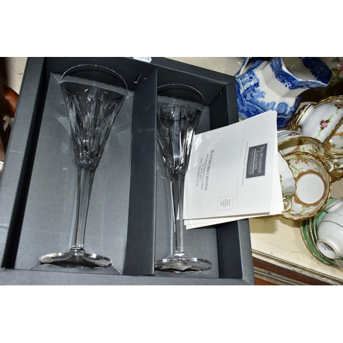 363 - A GROUP OF CERAMICS AND GLASSWARES, ETC, to include a boxed pair of Waterford Crystal Millenium Coll... 