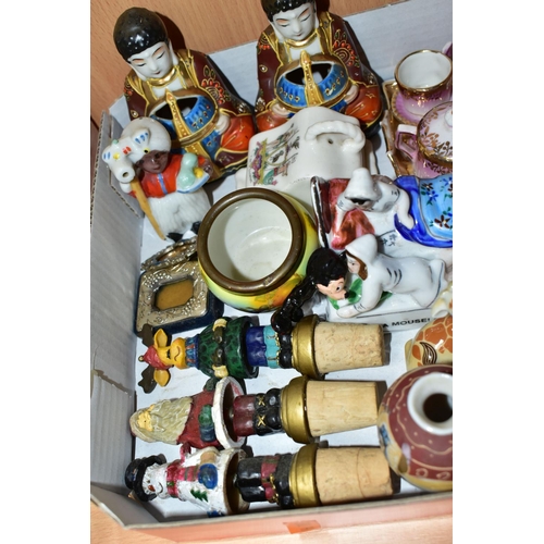 419 - TWO BOXES AND LOOSE CERAMICS AND SUNDRY ITEMS, to include a Royal Worcester gilded teacup, the inter... 