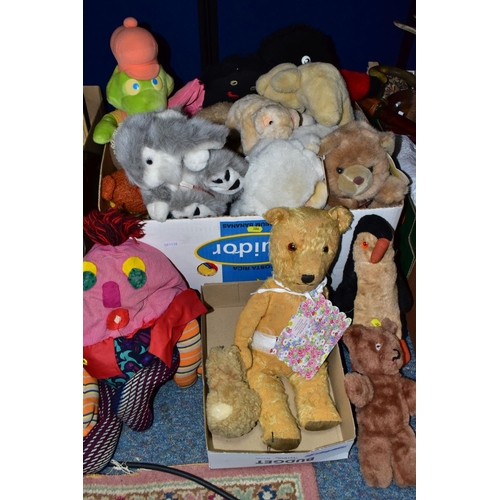 386 - A VINTAGE GOLDEN PLUSH TEDDY BEAR AND A BOX OF SOFT TOYS, the bear in much loved condition, glass ey... 