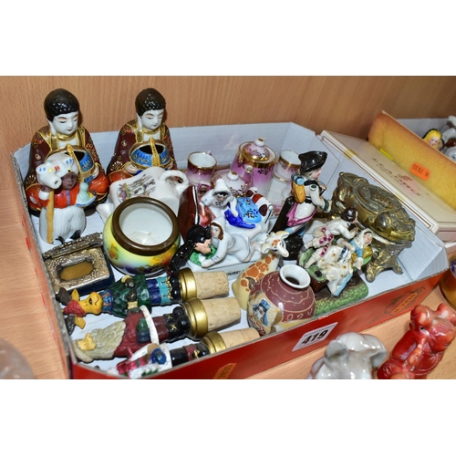 419 - TWO BOXES AND LOOSE CERAMICS AND SUNDRY ITEMS, to include a Royal Worcester gilded teacup, the inter... 