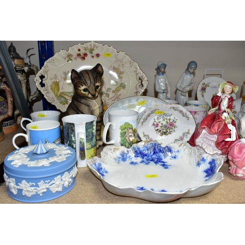 437 - A GROUP OF CERAMICS AND A ROYAL ALBERT 'MOSS ROSE' PATTERN PART TEA SET, comprising seven tea plates... 