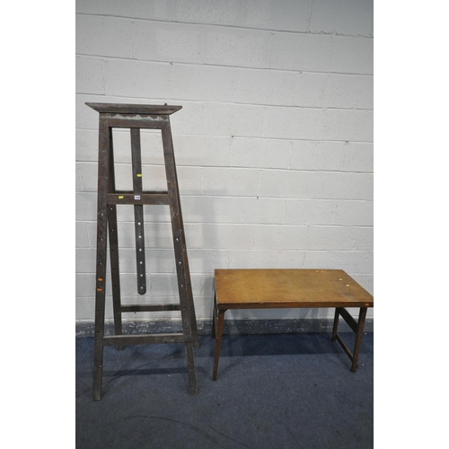 1336 - A TALL OAK ARTIST EASEL, width 70cm x height 190cm, and a collapsing pasting table (condition - pain... 