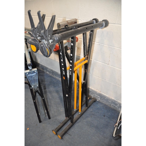 1070 - A SELECTION OF VARIOUS TOOL STANDS AND TRESTLES to include brands, Jcb, Sip, Workzone