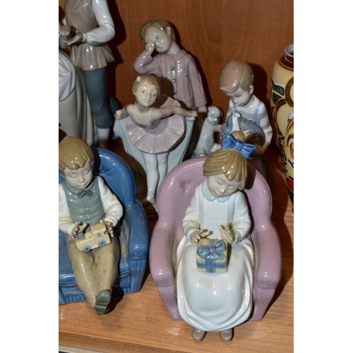 331 - A LLADRO FIGURE GROUP, NAO FIGURINES AND JAPANESE SATSUMA PORCELAIN, to include a Lladro 'Folk Danci... 