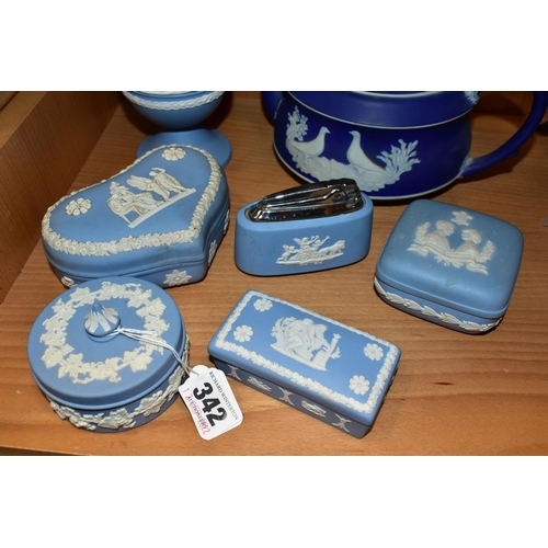 342 - SEVEN PIECES OF WEDGWOOD JASPERWARES, comprising a mid blue dip teapot with applied doves, a pale bl... 