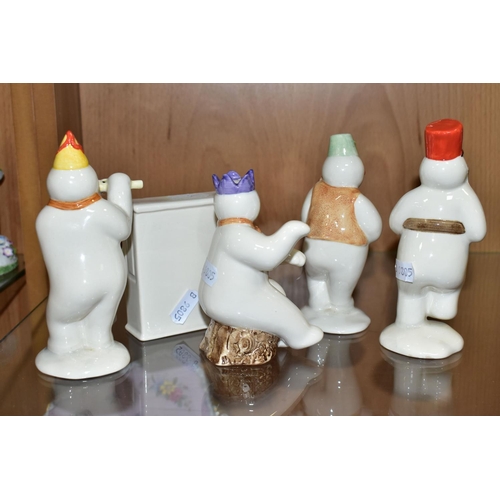 389 - A GROUP OF FOUR ROYAL DOULTON 'THE SNOWMAN GIFT COLLECTION' FIGURES AND MATCHING PIANO, comprising D... 