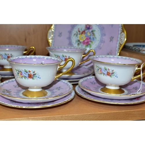 390 - A THIRTY FIVE PIECE SHELLEY CROCHET PATTERN PART TEA SET, with lilac ground and gilt handles, patter... 