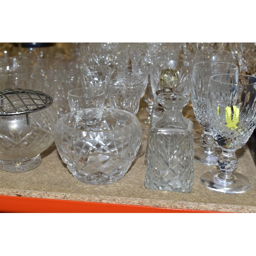 411 - A QUANTITY OF STUDIO GLASS AND CUT CRYSTAL, comprising a Norwegian crystal Magnor style vase etched ... 