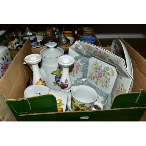 458 - FOUR BOXES OF CERAMICS AND DINNER WARE, to include a Crown Ducal 'Indian Tree' pattern part dinner s... 