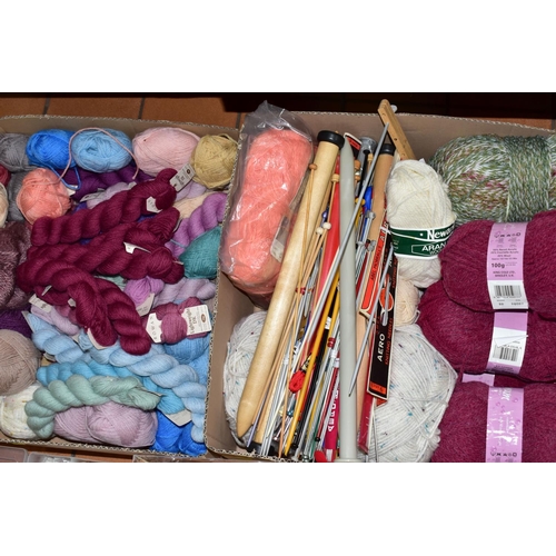 487 - FOUR BOXES OF WOOL  CARDING EQUIPMENT, BALLS OF WOOL AND KNITTING NEEDLES, to include a 1970's Barne... 