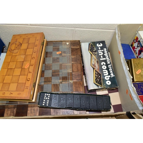 497 - ONE BOX OF BOARD GAMES AND CHESS PIECES, to include a cased set of back gammon, draft set, dominoes,... 