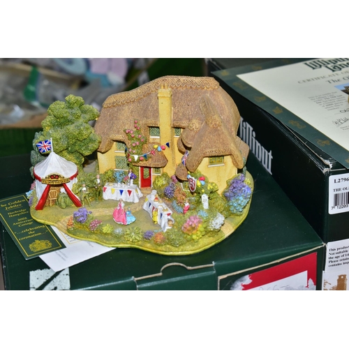 505 - SEVENTEEN BOXED LILLIPUT LANE SCULPTURES, all with deeds, comprising limited edition The Old Sun Inn... 