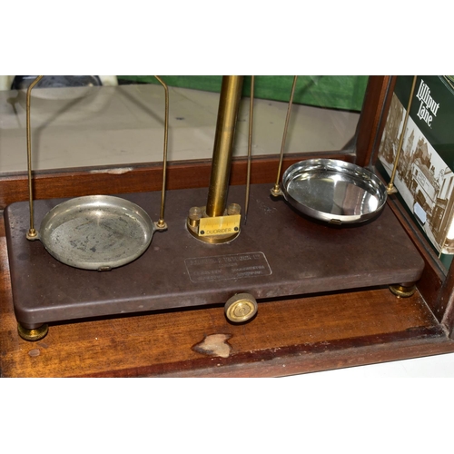 506 - A SET OF GRIFFIN & TATLOCK LTD SCIENTIFIC APOTHECARY BALANCE SCALES, in original Philip Harris Ltd g... 