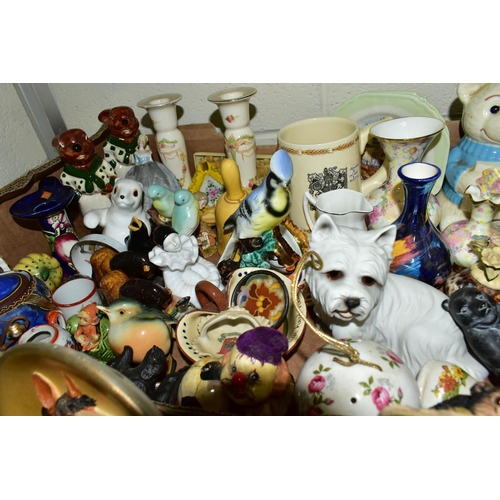 523 - FOUR BOXES AND LOOSE CERAMICS AND SUNDRY ITEMS, to include a small Emma Bridgewater jug decorated wi... 