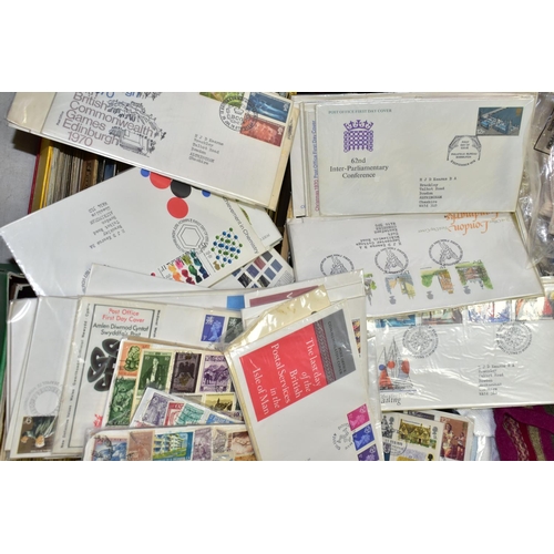 563 - POSTCARDS / PHOTOGRAPHS/STAMPS ETC, two boxes containing approximately 750-800 Postcards and Photogr... 