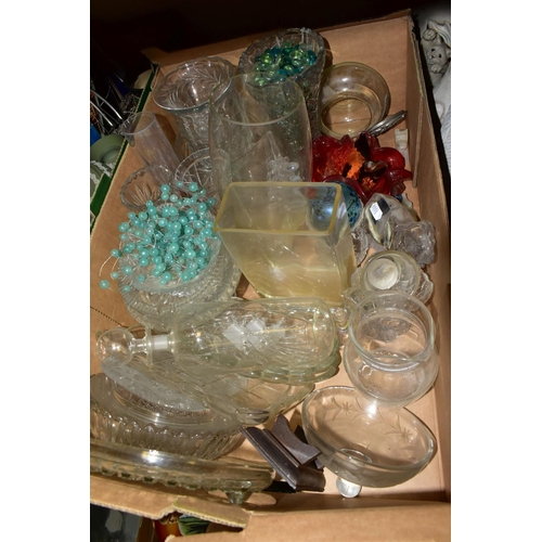 578 - THREE BOXES AND LOOSE CERAMICS, GLASS AND SUNDRY ITEMS, to include a Mdina glass vase, an Isle of Wi... 