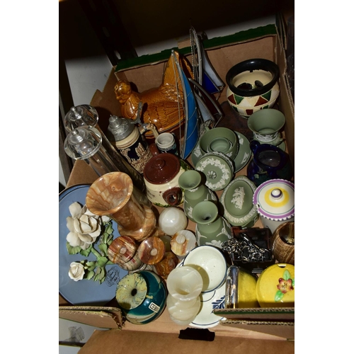 578 - THREE BOXES AND LOOSE CERAMICS, GLASS AND SUNDRY ITEMS, to include a Mdina glass vase, an Isle of Wi... 