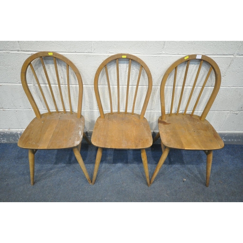 1332 - A SET OF THREE ERCOL MODEL 400 WINDSOR CHAIRS (condition - dusty/dirty, surface marks, stains and sc... 