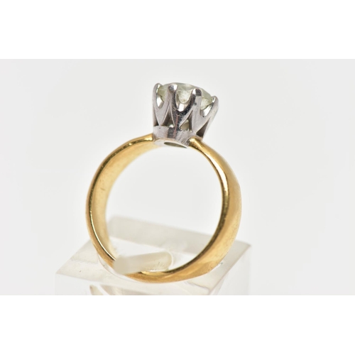 33 - AN 18CT GOLD ZIRCON SINGLE STONE RING, the circular cut white zircon, within a raised crown setting,... 