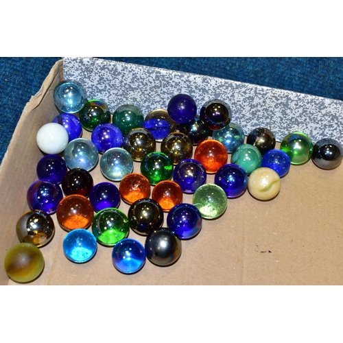 500 - SPORTS INTEREST: A BOX OF SPORTING BALLS, to include cricket balls, Chingford Red Seal hockey balls,... 