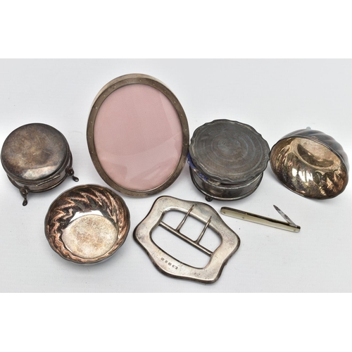 44 - A SMALL PARCEL OF SILVER, comprising a late Victorian buckle, plain with a wavy outline, maker's mar... 