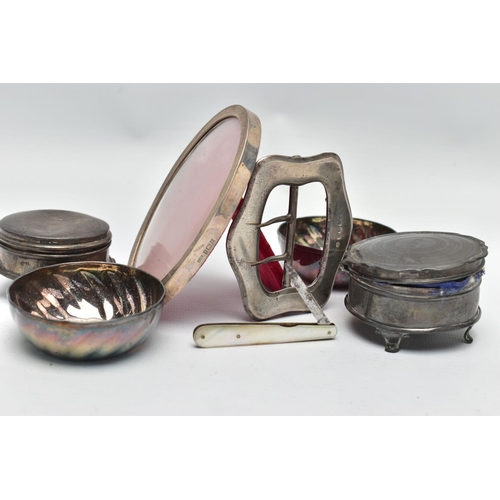 44 - A SMALL PARCEL OF SILVER, comprising a late Victorian buckle, plain with a wavy outline, maker's mar... 