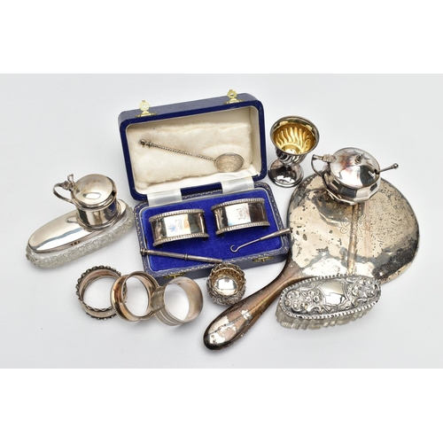47 - A PARCEL OF LATE 19TH AND 20TH CENTURY SILVER, comprising a cased pair of Elizabeth II oval napkin r... 
