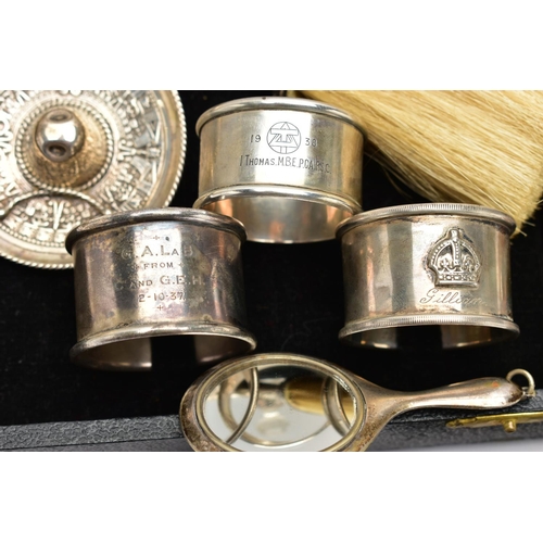 59 - A PARCEL OF 19TH AND 20TH CENTURY SILVER, including a George V oval purse on chain with circular fin... 