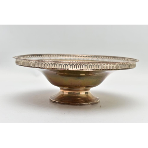 70 - A GEORGE V SILVER CIRCULAR PEDESTAL BOWL WITH PIERCED RIM, egg and dart rim, dished centre, makers Z... 