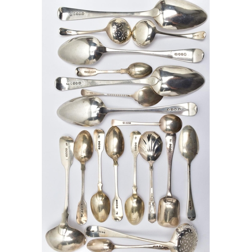 86 - A SELECTION OF ASSORTED 19TH AND 20TH CENTURY SILVER SPOONS, to include a pair of George III Old Eng... 